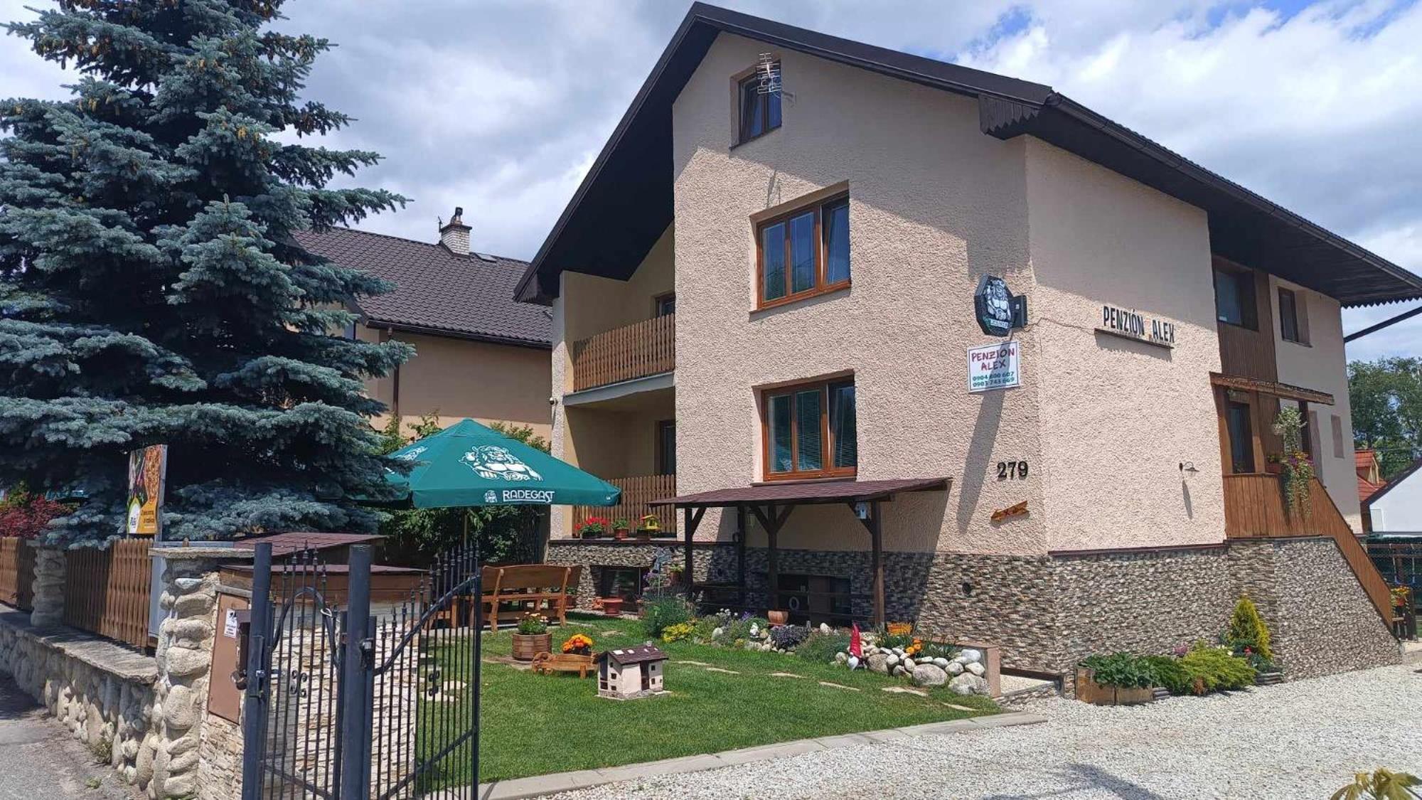 Penzion Alex Nová Lesná エクステリア 写真